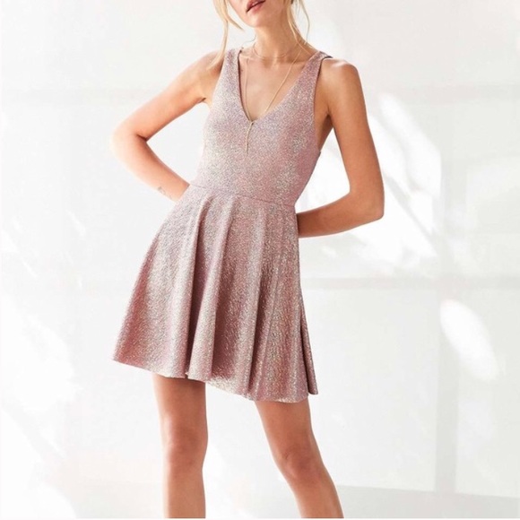 Silence + Noise Sinderella Sparkle Mini Dress - Picture 2 of 7